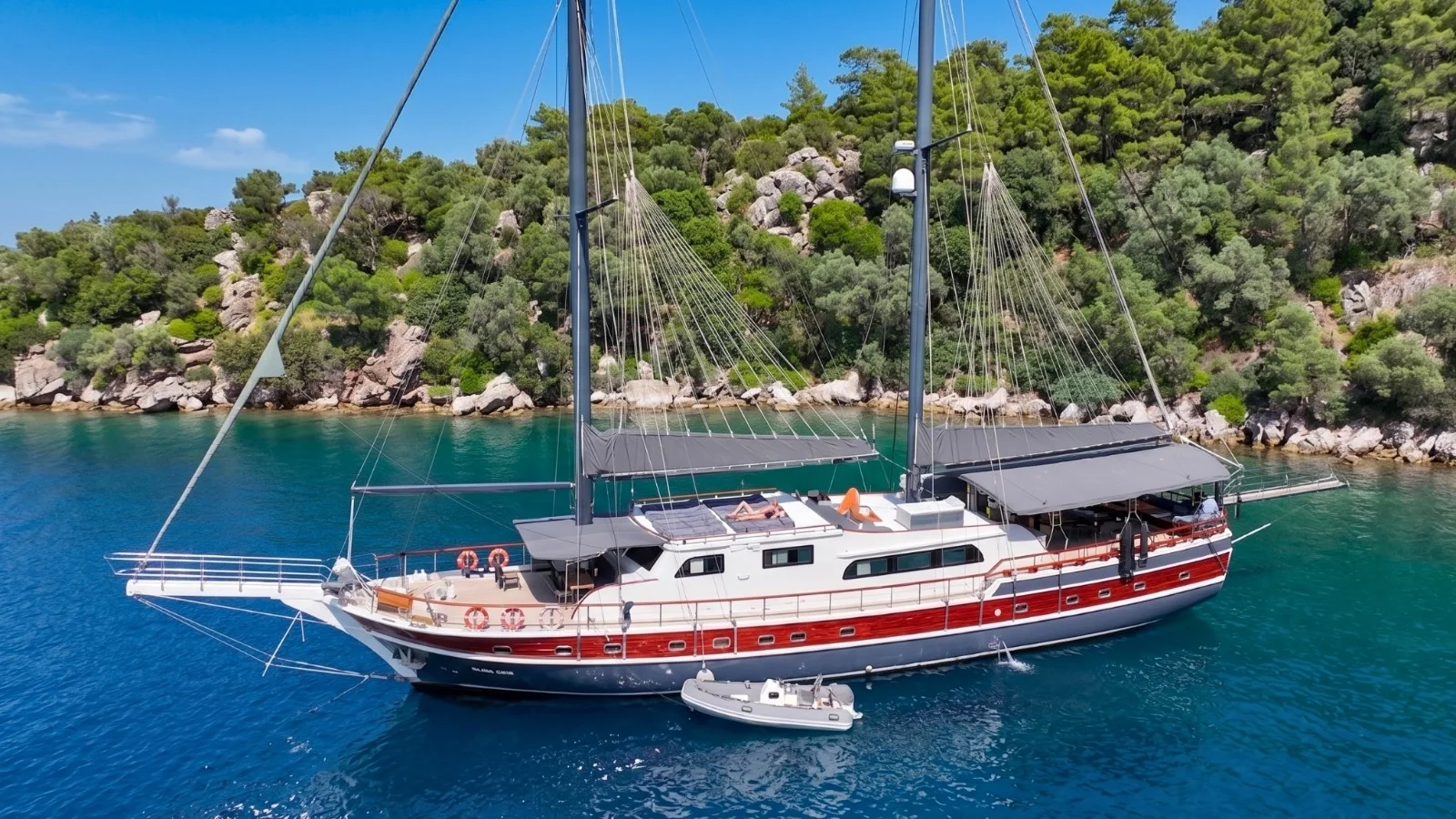 Uğur 2005 yacht